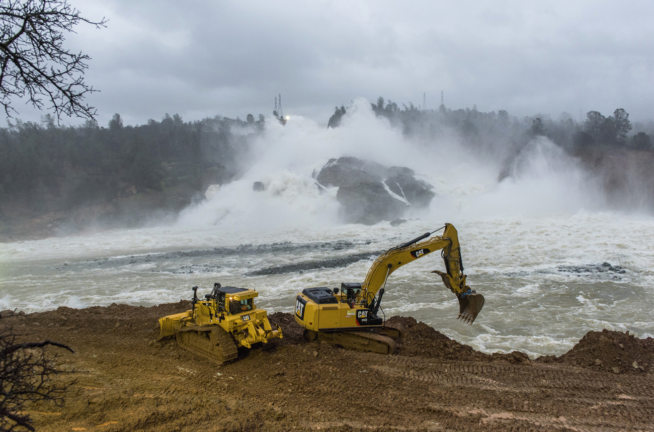 Flows down the Oroville spillway. Photo: California Department for Water Resources.